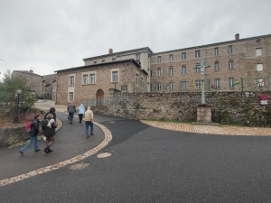 Dunières : la mairie ne veut pas faire n&#039;importe quoi de l&#039;ancienne école des soeurs