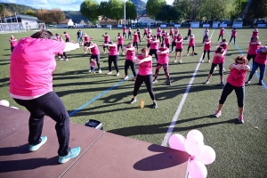 Retournac : 132 femmes participent à l&#039;action Octobre Rose du club de foot