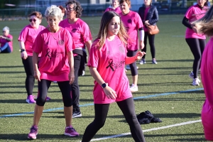 Retournac : 132 femmes participent à l&#039;action Octobre Rose du club de foot