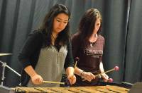 Myriam et Giulia au xylophone.