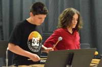 Nicolas et Ilona au xylophone.