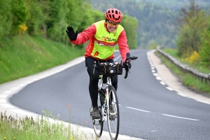 La Team Cyclo Cancer fait étape à Yssingeaux