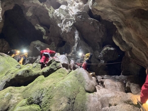 Monistrol-sur-Loire : les lycéens sportifs du &quot;Château&quot; en stage spéléologie à Vallon Pont d’Arc