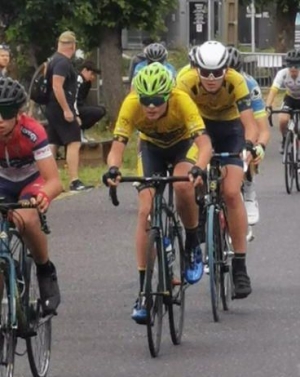 Cyclisme : Florian Coste l&#039;emporte pour la première du Grand Prix du Monastier-sur-Gazeille