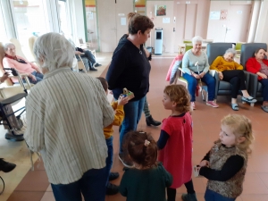 Bas-en-Basset : chasse aux oeufs et atelier créatif à l&#039;Ehpad de Bas-en-Basset