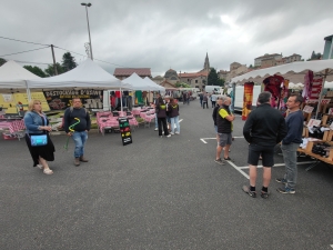 Dunières : une manifestation 3 en 1 avec des voitures anciennes, une brocante et une foire