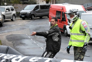 A Saint-Agrève, l&#039;enduro assure le show dans le froid