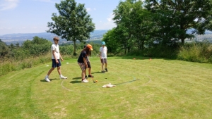 Monistrol-sur-Loire : une journée golf pour les CM de l&#039;école du &quot;Château&quot;