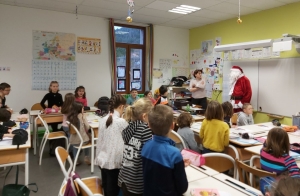 Bas-en-Basset : le Père Noël en visite à l&#039;école Saint-Joseph