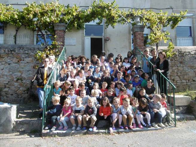 A l&#039;école Arc-en-Ciel.|A &quot;Jussac&quot;.|A Théodore-Monod.|A &quot;Charrées&quot;.||