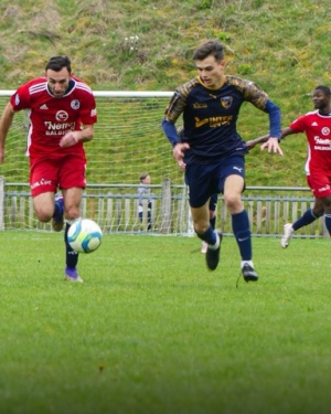 Foot, R2 : une victoire de prestige pour Sucs et Lignon contre Feurs 2