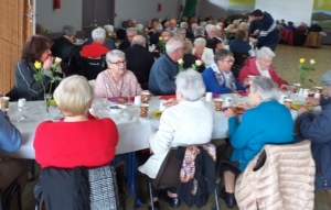 Bas-en-Basset : 120 personnes de plus de 75 ans au goûter animé