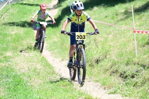 Jeune vététiste : les photos de la course U11 à Montfaucon-en-Velay