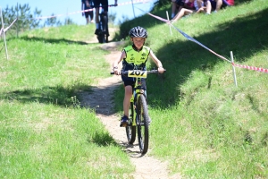 Jeune vététiste : les photos de la course U11 à Montfaucon-en-Velay