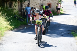 Jeune vététiste : les photos de la course U11 à Montfaucon-en-Velay