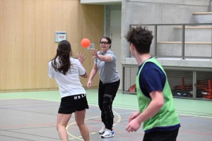 Monistrol-sur-Loire  : 16 équipes ont joué au volley et au hand