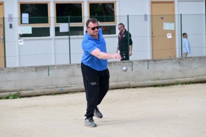 Une triplette du Puy Pétanque championne de Haute-Loire au jeu provençal