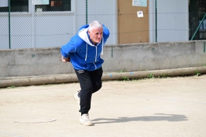 Une triplette du Puy Pétanque championne de Haute-Loire au jeu provençal