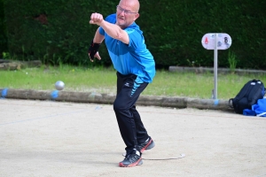 Une triplette du Puy Pétanque championne de Haute-Loire au jeu provençal