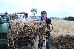 A Montusclat, la faulx perpétue la tradition