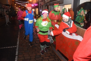 Retrouvez toutes les photos de la 4e Corrida du Puy-en-Velay