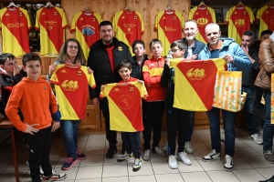 Sainte-Sigolène : un maillot identique pour toutes les équipes de foot