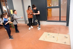 Yssingeaux : la cour de l&#039;école Saint-Gabriel se transforme en grande kermesse