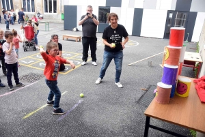 Yssingeaux : la cour de l&#039;école Saint-Gabriel se transforme en grande kermesse