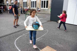 Yssingeaux : la cour de l&#039;école Saint-Gabriel se transforme en grande kermesse