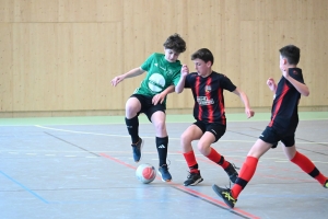 Monistrol-sur-Loire : Bas-en-Basset (U12) et Loire Mézenc (U13) s&#039;adjugent le tournoi futsal