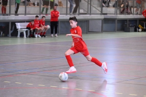 Monistrol-sur-Loire : Bas-en-Basset (U12) et Loire Mézenc (U13) s&#039;adjugent le tournoi futsal