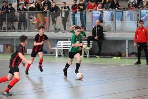 Monistrol-sur-Loire : Bas-en-Basset (U12) et Loire Mézenc (U13) s&#039;adjugent le tournoi futsal