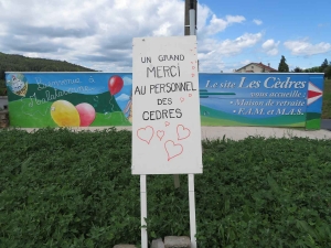 Beaux : des panneaux pour les soignants dans &quot;Malataverne&quot;