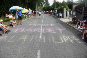 Tour de France : au coeur de l&#039;ambiance dans le « Mur » d&#039;Aurec-sur-Loire