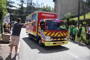 Tour de France : au coeur de l&#039;ambiance dans le « Mur » d&#039;Aurec-sur-Loire