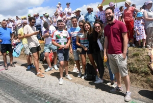 Tour de France : au coeur de l&#039;ambiance dans le « Mur » d&#039;Aurec-sur-Loire