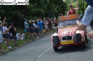 Tour de France : au coeur de l&#039;ambiance dans le « Mur » d&#039;Aurec-sur-Loire