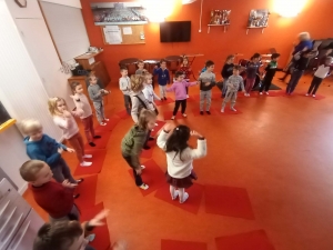 Journée découverte artistique pour l’école Saint-Joseph de Saint-Romain-Lachalm