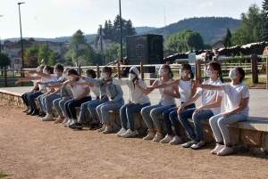 Dunières : quand la danse investit la voie verte