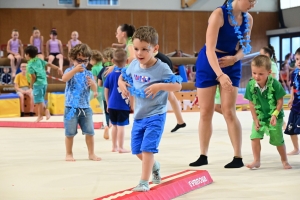 Monistrol-sur-Loire : un gala de gym coloré