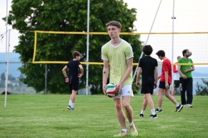 Monistrol-sur-Loire : 13 équipes pour le tournoi de volley sur herbe