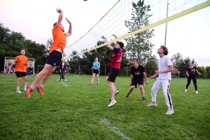 Monistrol-sur-Loire : 13 équipes pour le tournoi de volley sur herbe