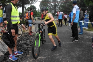 Triathlon des Sucs : les 8-11 ans commencent comme des champions