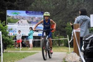 Triathlon des Sucs : les 8-11 ans commencent comme des champions