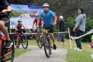 Triathlon des Sucs : les 8-11 ans commencent comme des champions