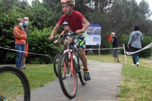 Triathlon des Sucs : les 8-11 ans commencent comme des champions