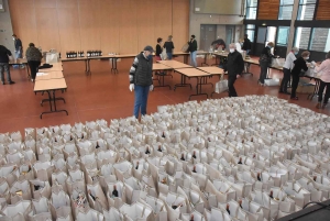 Monistrol-sur-Loire : 640 colis de Noël prêts à être distribués pour les aînés