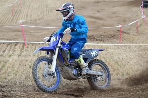 Moto : Tristan Borel retrouve la victoire sur la course sur prairie de Saint-Maurice-de-Lignon