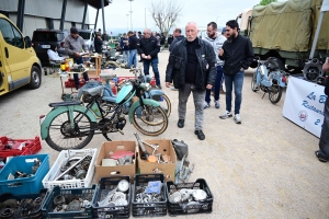 Monistrol-sur-Loire : le premier marché auto-moto de l&#039;occasion sur les chapeaux de roue