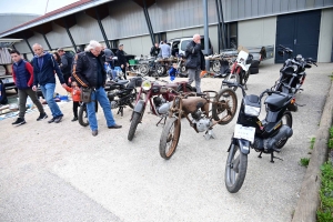 Monistrol-sur-Loire : le premier marché auto-moto de l&#039;occasion sur les chapeaux de roue